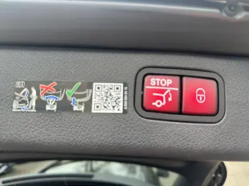 C 43 T AMG 4M MAGNO*NIGHT*DIGI*HuD*DIST*PANO*PRM