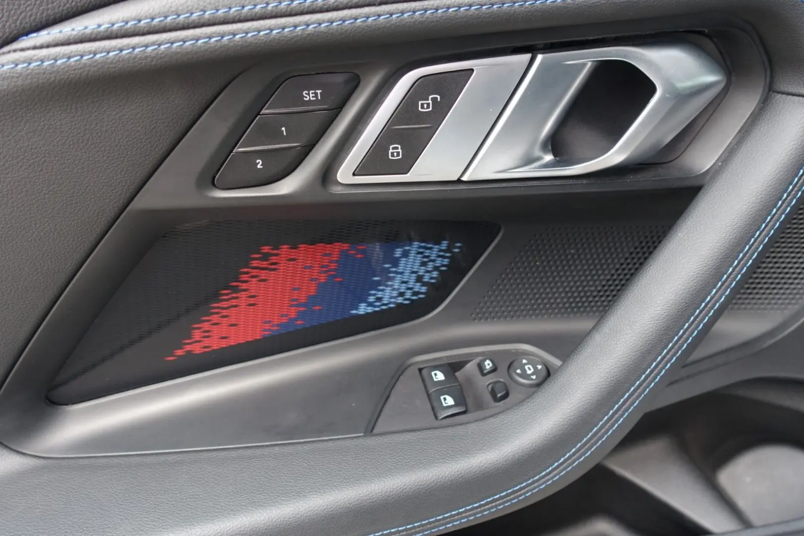 M2 Coupe Navi, HUD, Kamera, Leder, LED, Top