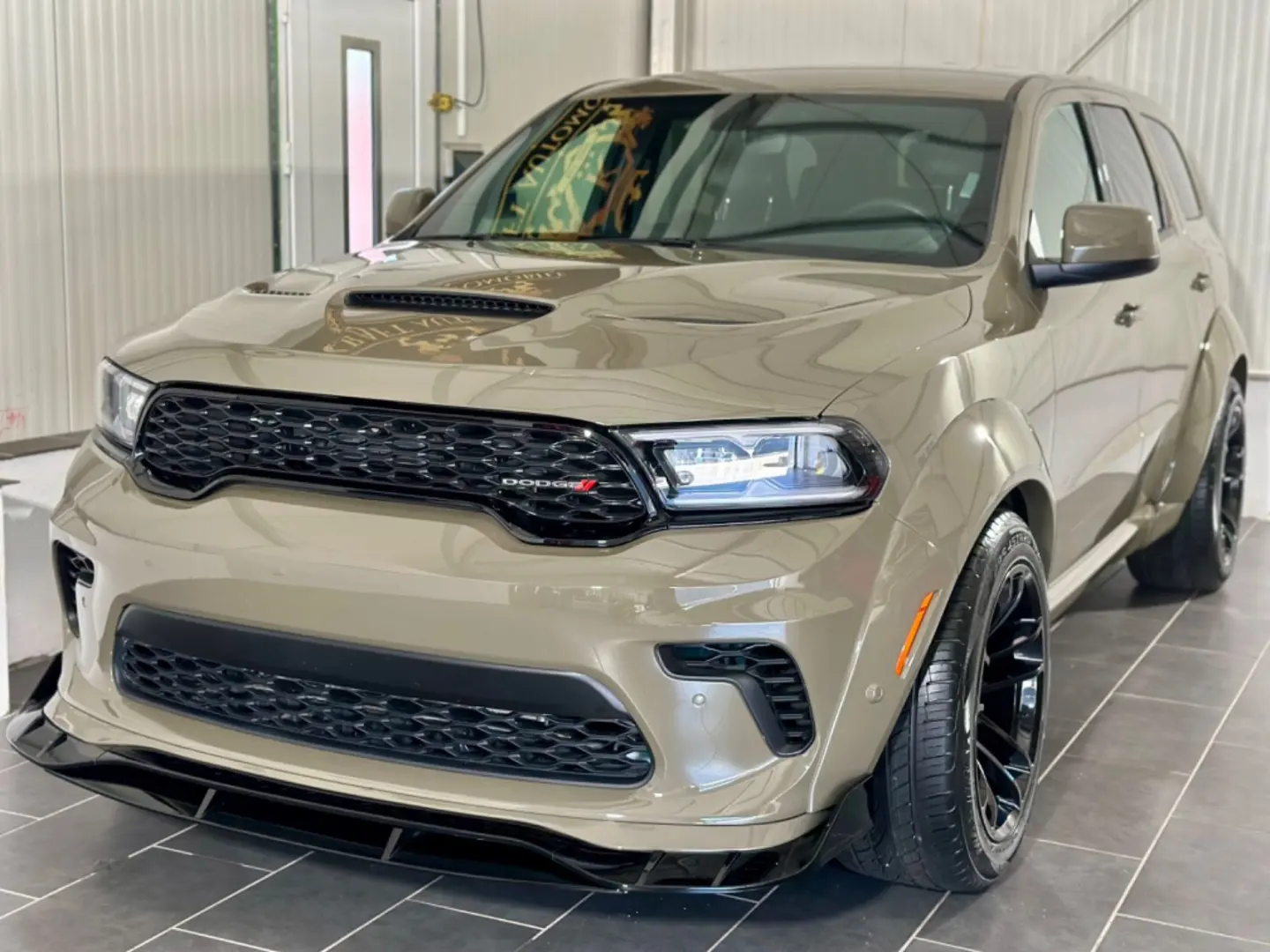 DURANGO 5,7 V8 SRT/HEMY-WIDEBODY-EXTREM-7.SITZER