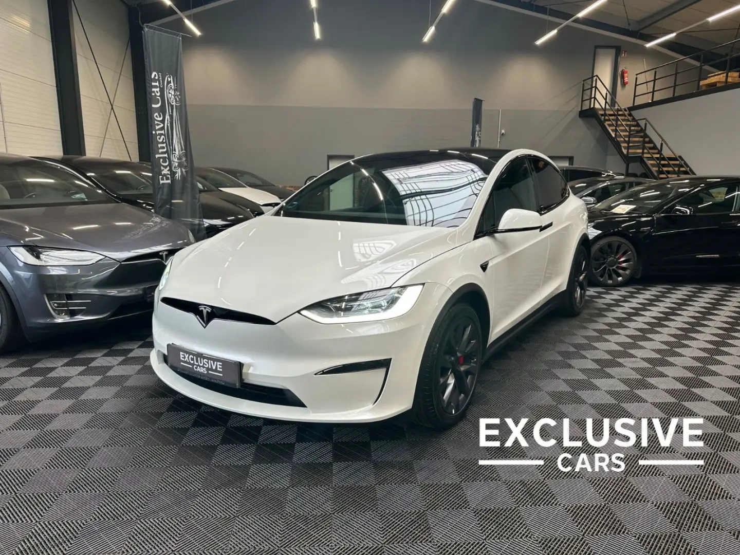 MODEL X PLAID | FULL SELF DRIVE 4.0 | YOKE |