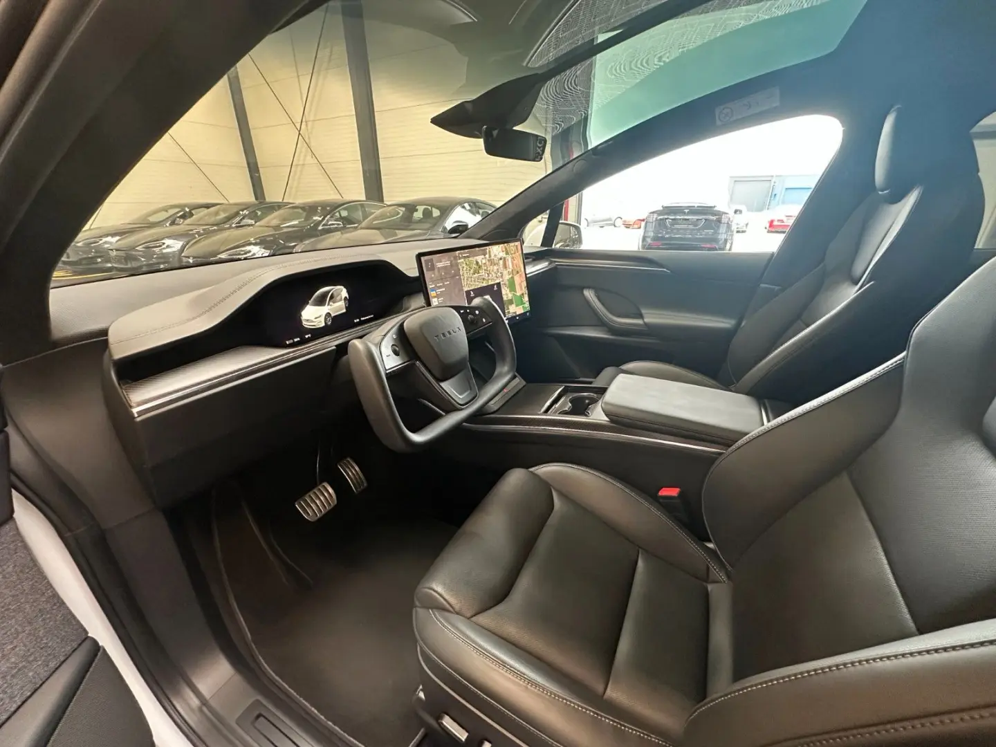 MODEL X PLAID | FULL SELF DRIVE 4.0 | YOKE |