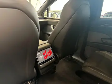 MODEL X PLAID | FULL SELF DRIVE 4.0 | YOKE |