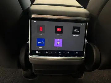 MODEL X PLAID | FULL SELF DRIVE 4.0 | YOKE |