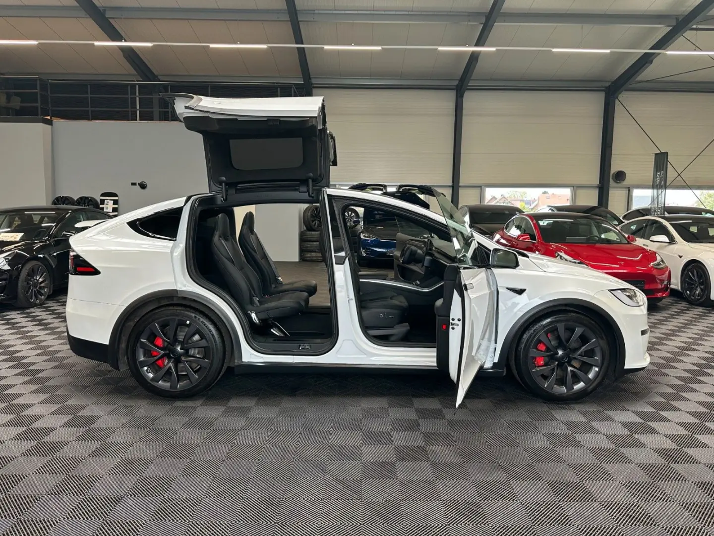 MODEL X PLAID | FULL SELF DRIVE 4.0 | YOKE |