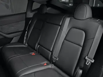 Model Y Performance AWD MY2023*AHK*Unfallfrei
