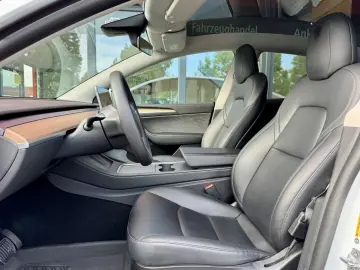 Model Y AWD*trailer hitch