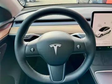 Model Y AWD*trailer hitch