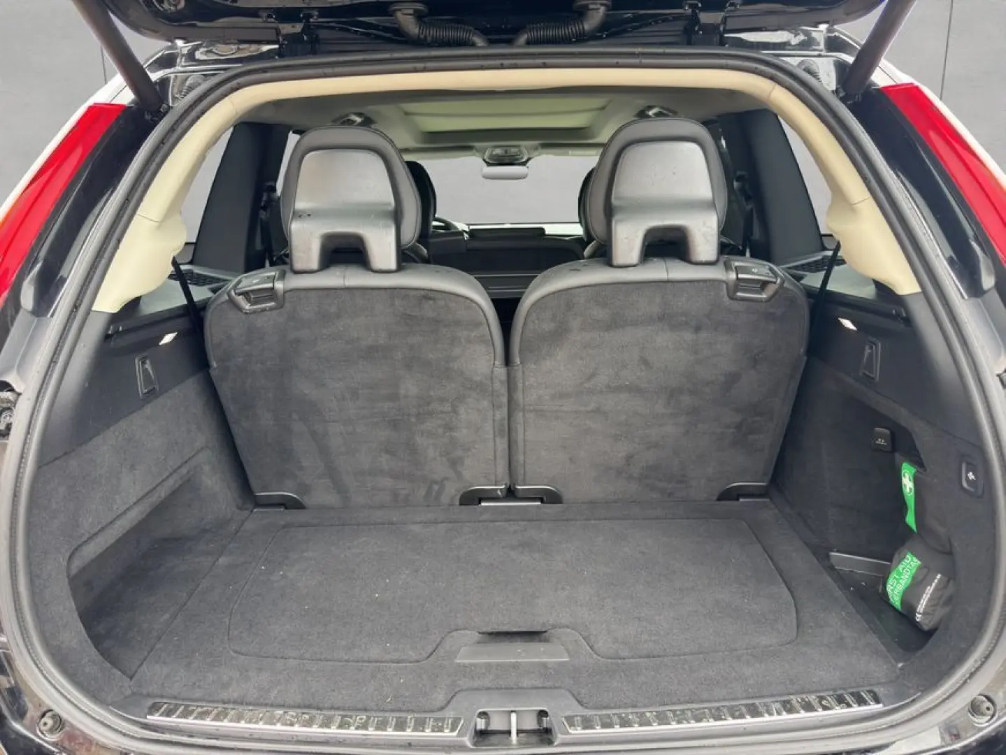 XC90 B5 AWD Plus-Bright 7S Glasd Standh 360° AHK