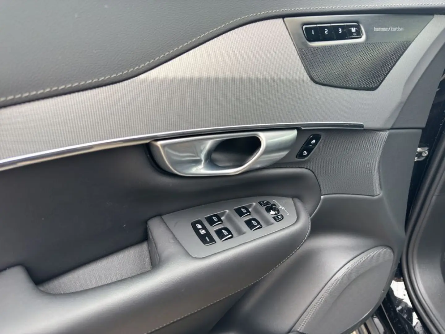 XC90 B5 AWD Plus-Bright 7S Glasd Standh 360° AHK