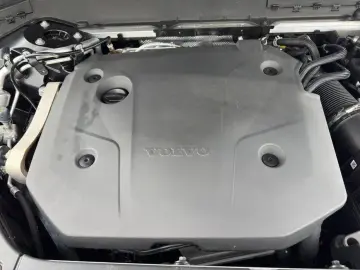 XC90 B5 AWD Plus-Bright 7S Glasd Standh 360° AHK