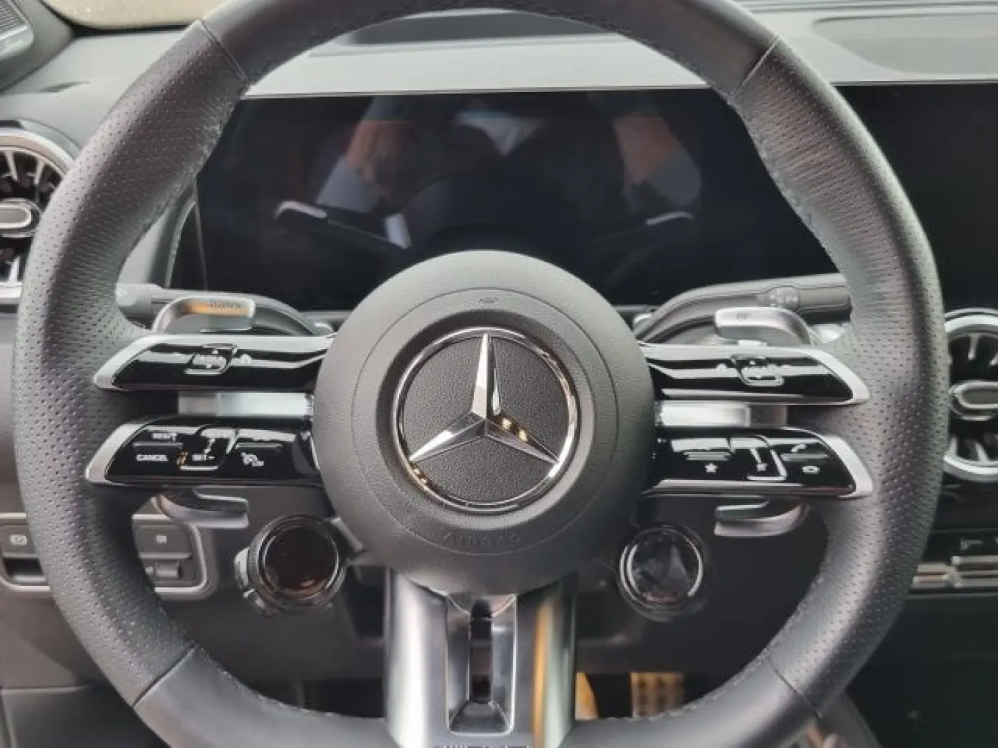 GLB 35 4MATIC+AMG+NIGHT+PANORAMA+BURMESTER+360°
