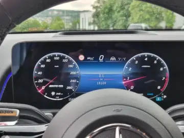 GLB 35 4MATIC+AMG+NIGHT+PANORAMA+BURMESTER+360°