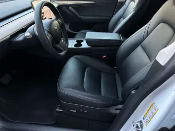 Model Y Long Range Dual AWD Enhanced Autopilot