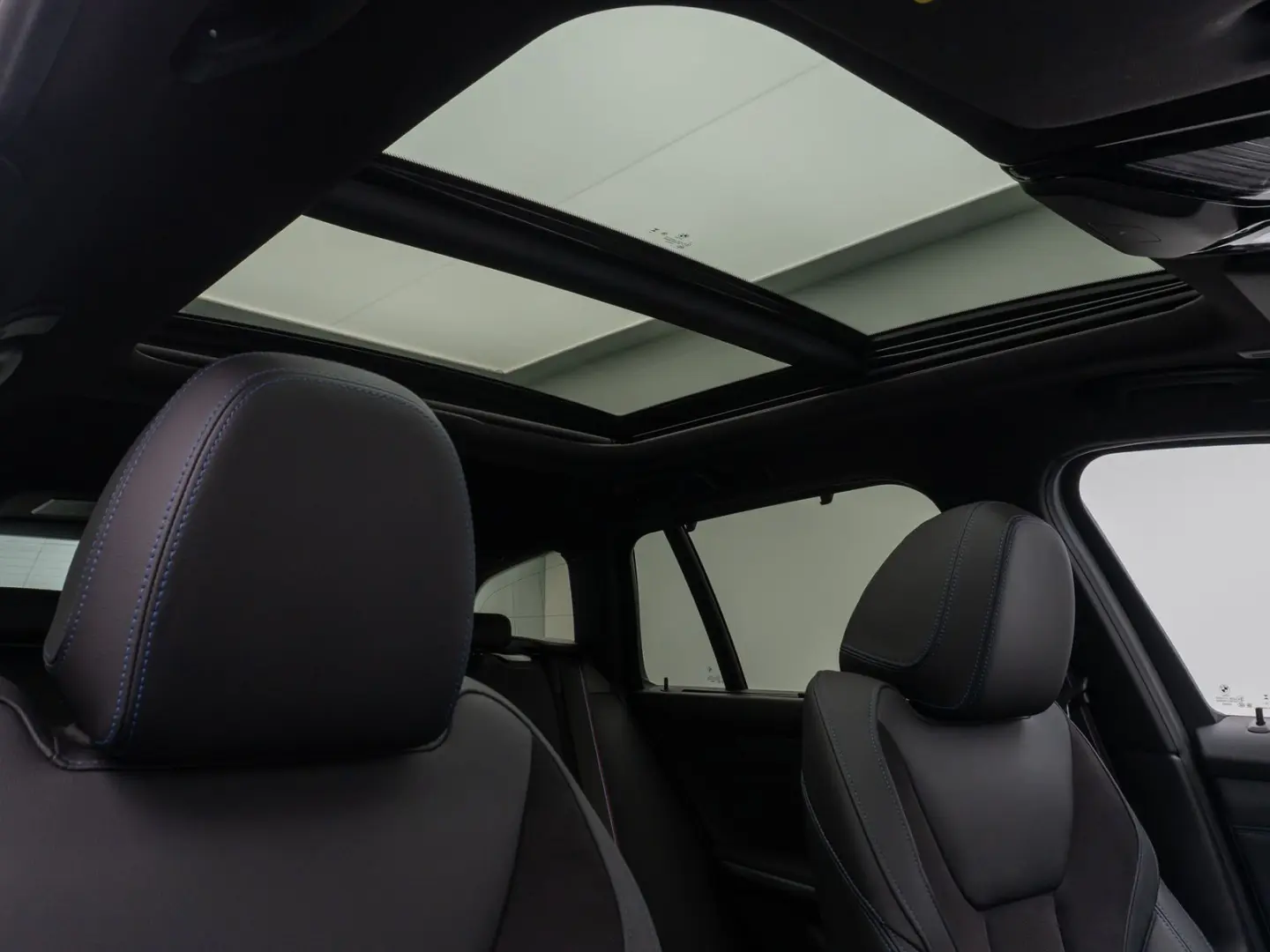 M340i xD Panorama Kamera DAB H/K Komfort 19Zoll