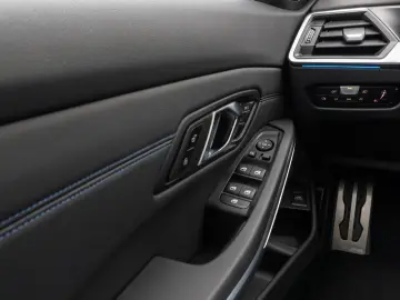 M340i xD Panorama Kamera DAB H/K Komfort 19Zoll