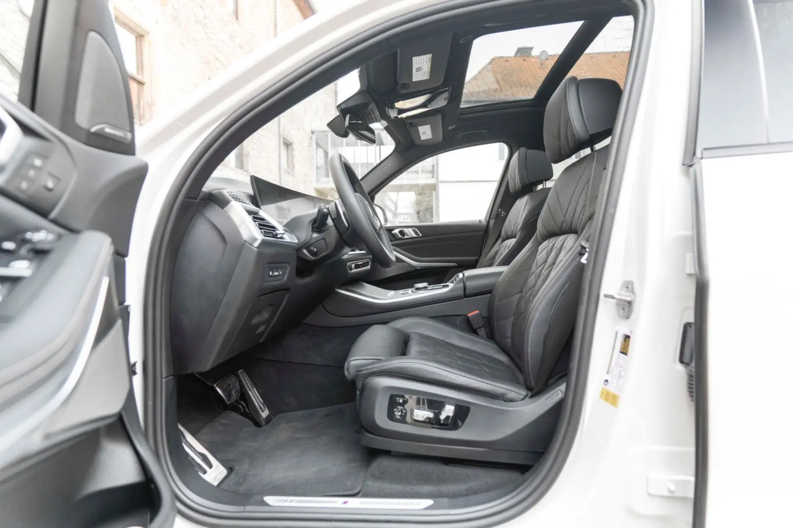 X5 SDrive40i M-SPORTPAKET HUD H&K 360° LED