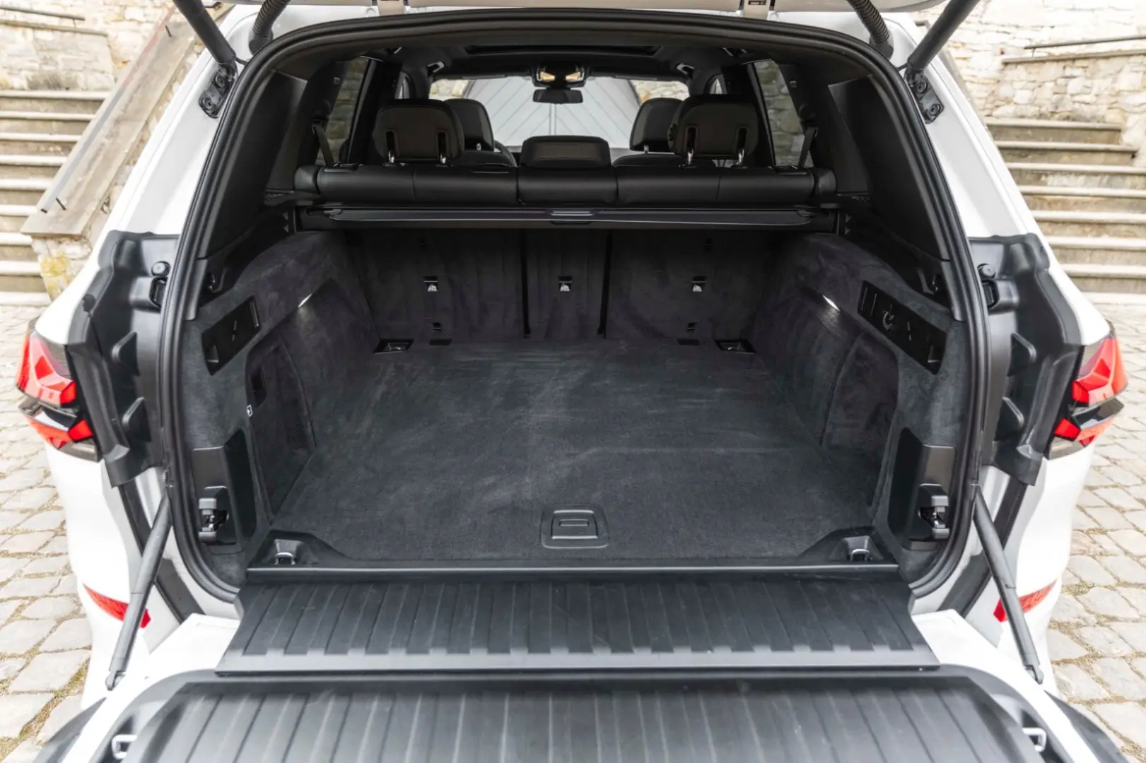 X5 SDrive40i M-SPORTPAKET HUD H&K 360° LED