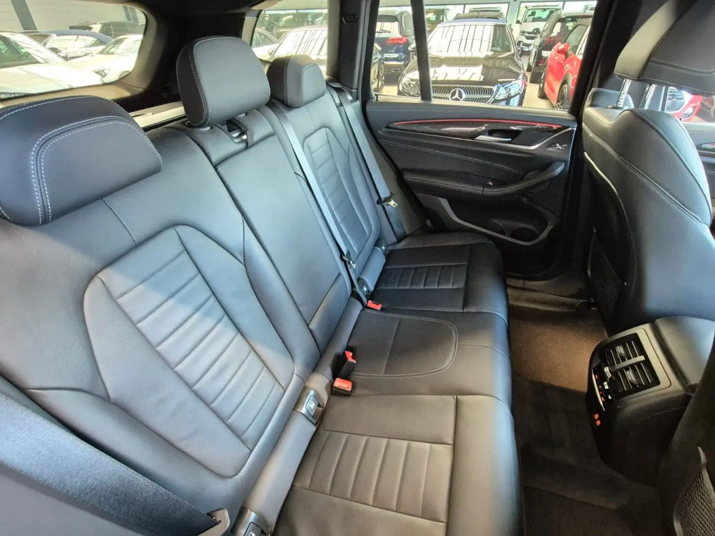 X3 M40 i LEDER NAV LED AHK STDHZ MEMORY H&K ACC
