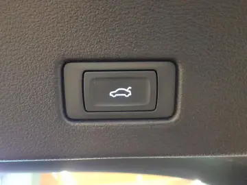 A7 45 TFSI quattro S tronic Navi Leder