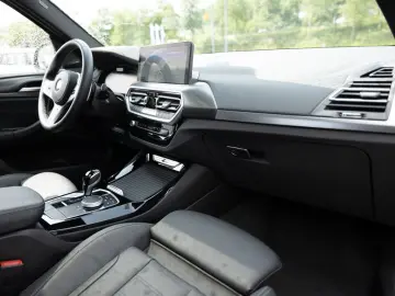 X3 40i xDrive PANO AHK HUD LASER STANDHZ NAVI