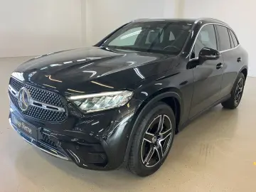GLC 200 4M AMG AHK Pano 19 Zoll WinterP LED RüCa