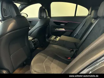 E 200 Limousine AMG Line LED/DISTRONIC/Night/19