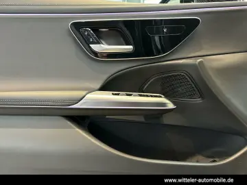 E 200 Limousine AMG Line LED/DISTRONIC/Night/19