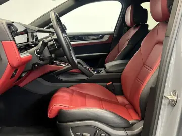 Cayenne Coupe Turbo E-Hybrid °AHK°Belüftung°