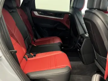 Cayenne Coupe Turbo E-Hybrid °AHK°Belüftung°