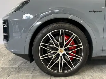 Cayenne Coupe Turbo E-Hybrid °AHK°Belüftung°