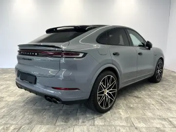 Cayenne Coupe Turbo E-Hybrid °AHK°Belüftung°