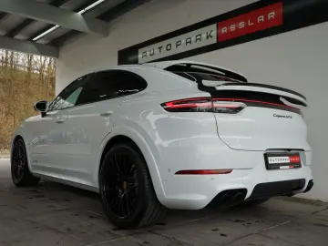 Cayenne Coupe GTS*LEDER-ROT*PDCC*HAL*MEGA-SPEC !
