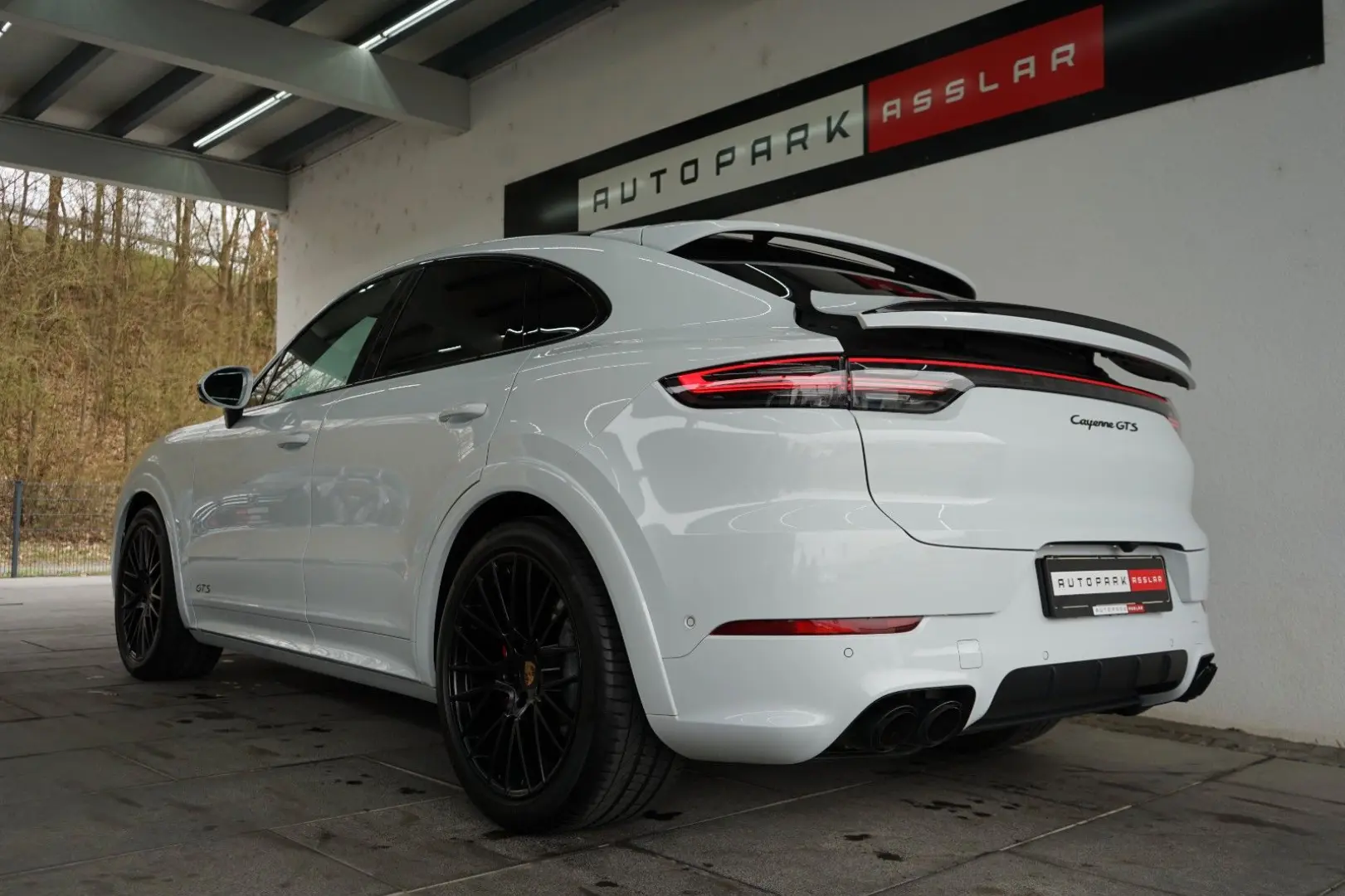 Cayenne Coupe GTS*LEDER-ROT*PDCC*HAL*MEGA-SPEC !