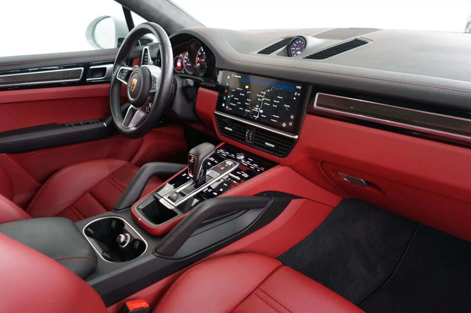 Cayenne Coupe GTS*LEDER-ROT*PDCC*HAL*MEGA-SPEC !