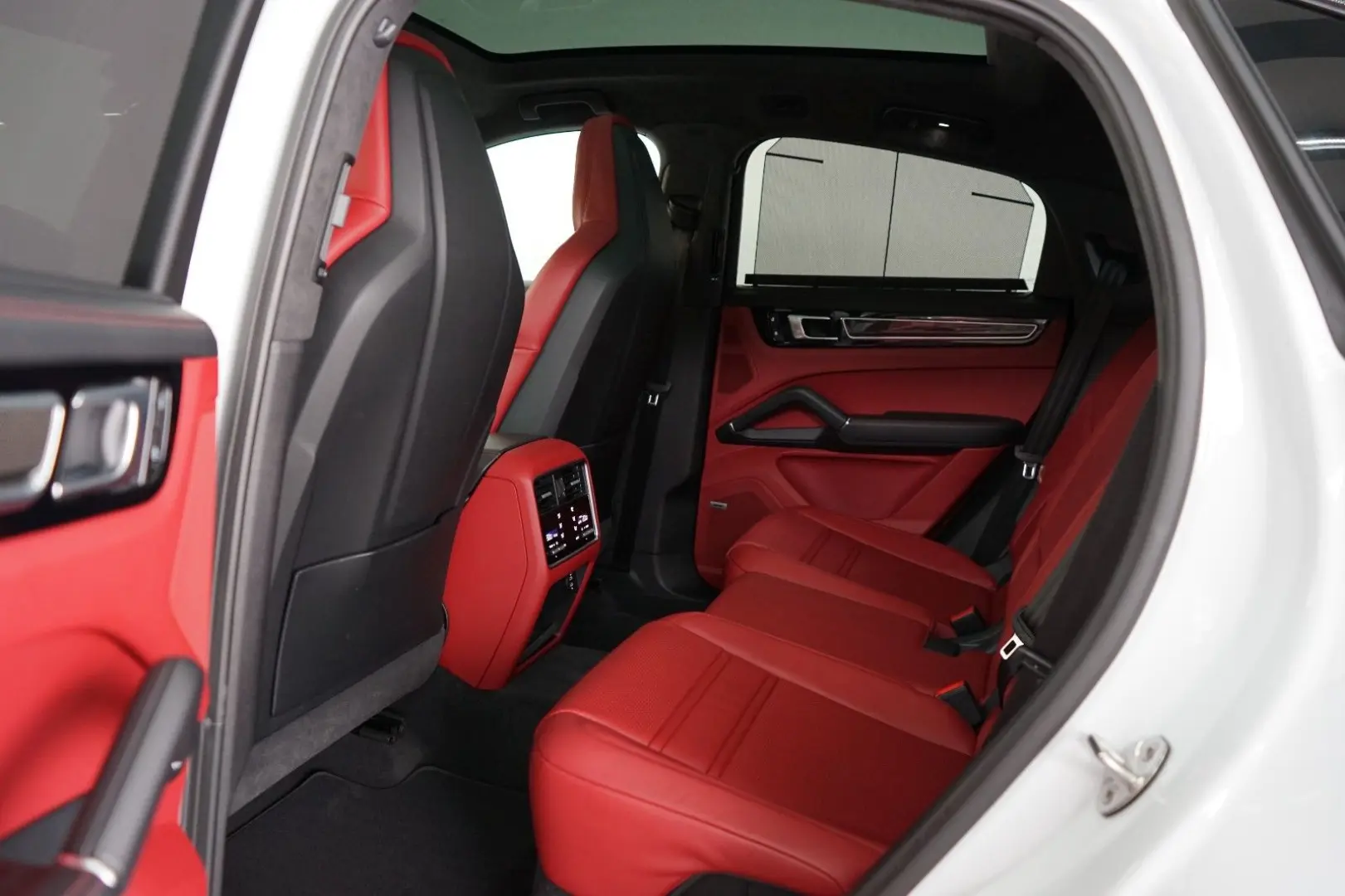 Cayenne Coupe GTS*LEDER-ROT*PDCC*HAL*MEGA-SPEC !