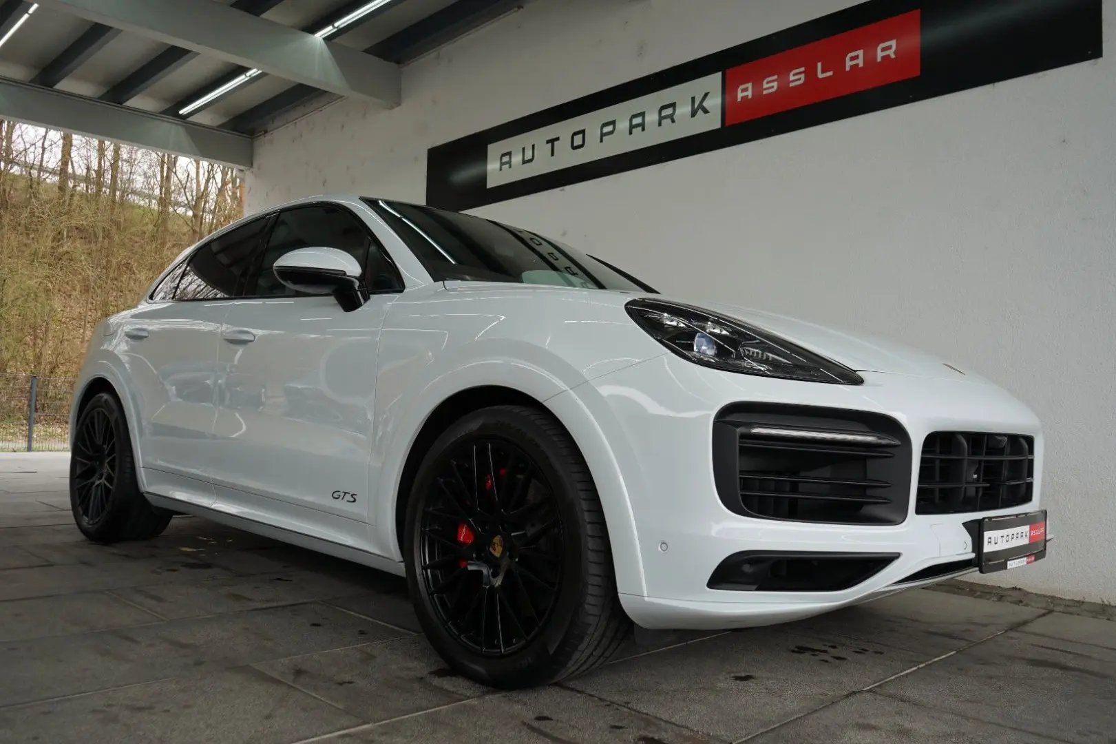 Cayenne Coupe GTS*LEDER-ROT*PDCC*HAL*MEGA-SPEC !