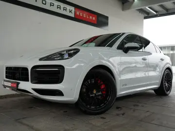Cayenne Coupe GTS*LEDER-ROT*PDCC*HAL*MEGA-SPEC !