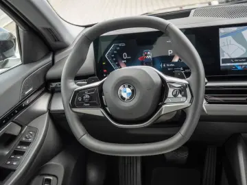 520d xDrive 360°KAM+SITZBELÜFTUNG+HK
