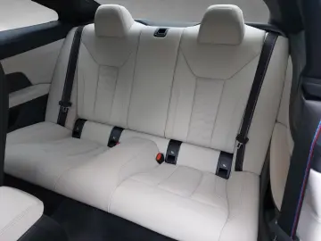 M4 Competition M xDrive Coupé Individual 360° HU