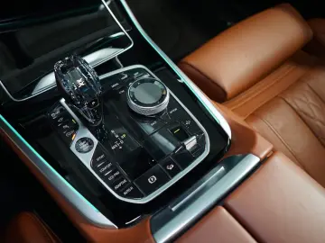 M50i*INDIVIDUAL*H/K*AUX.HEAT*AIR*70.826€ NETTO