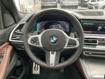 X5 xDRIVE 30d M-SPORT xOFFROAD-PAKET+PANO+StHZ+L