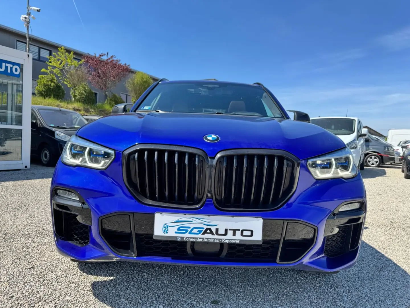 X5M50i LASER HUD+ H/K 4xSTZH SoftClose 360Kam TV
