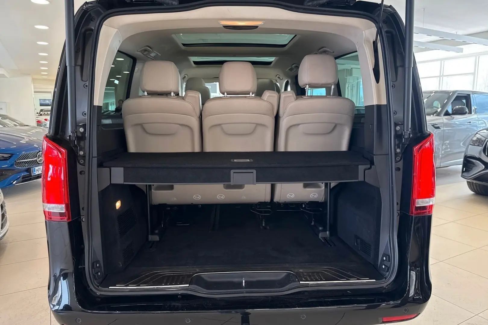 V 300d 4matic / Burmester / mbux / Agility