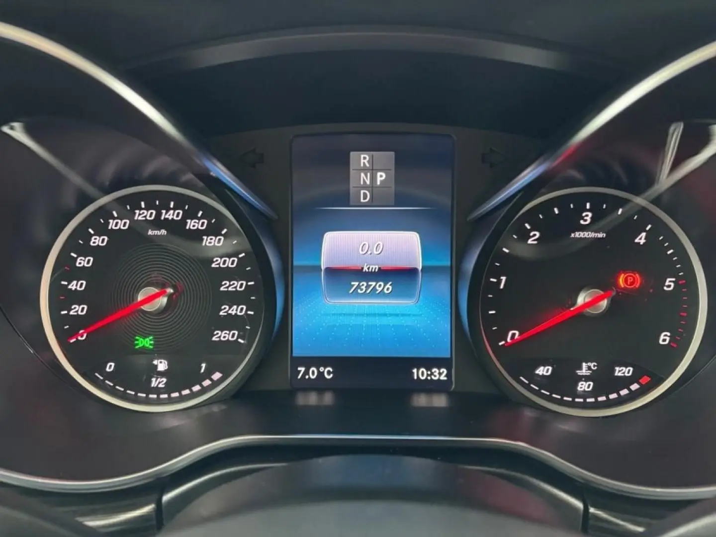 V 250 d Avantgarde Edition DISTR+AHK+STHZG+TISCH