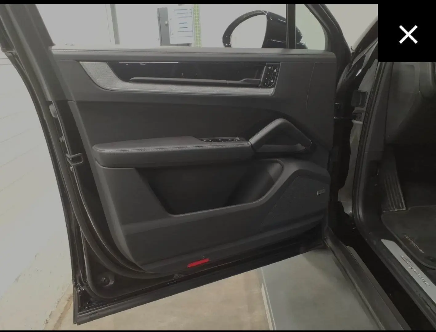Cayenne Coupe E-Hybrid *HAL*22