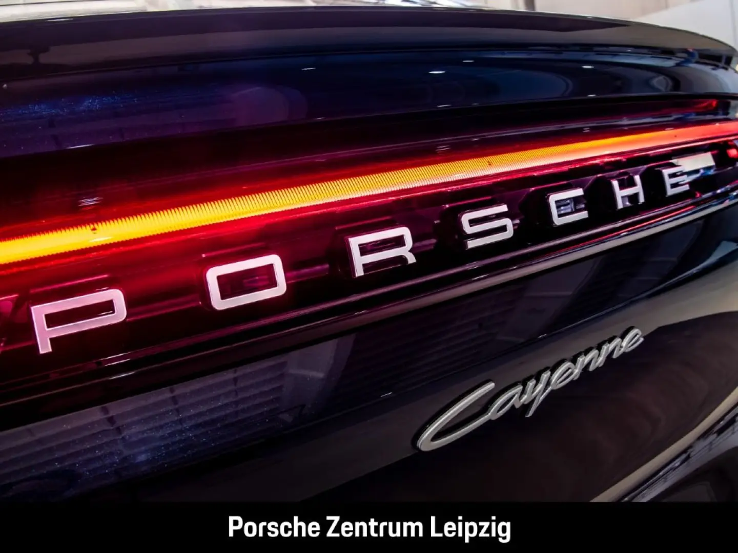 Cayenne E-Hybrid Coupe SportAbgas HD-Matrix 22Zo