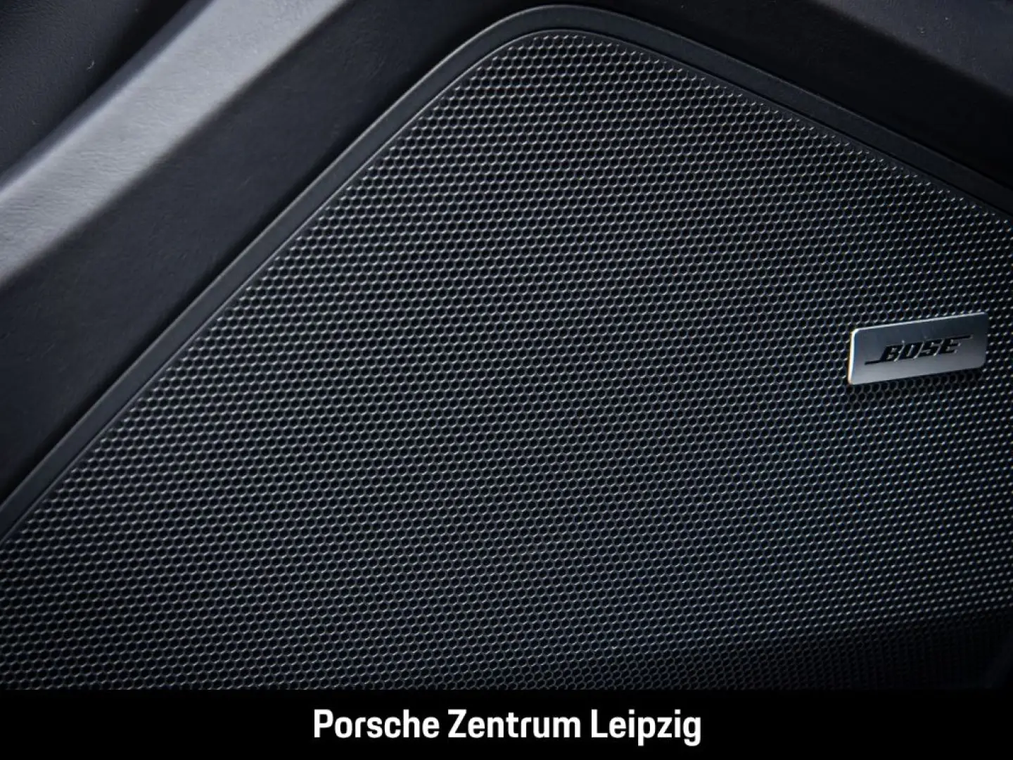 Cayenne E-Hybrid Coupe SportAbgas HD-Matrix 22Zo