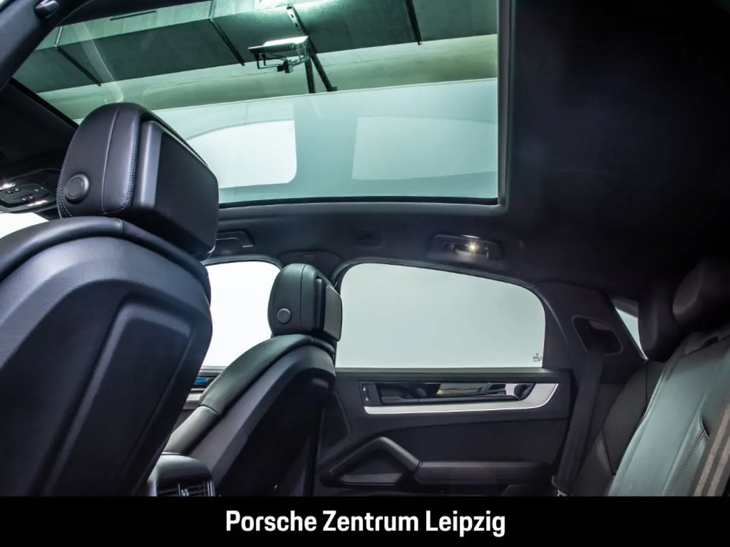 Cayenne E-Hybrid Coupe SportAbgas HD-Matrix 22Zo
