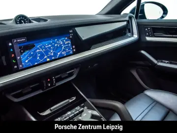Cayenne E-Hybrid Coupe SportAbgas HD-Matrix 22Zo