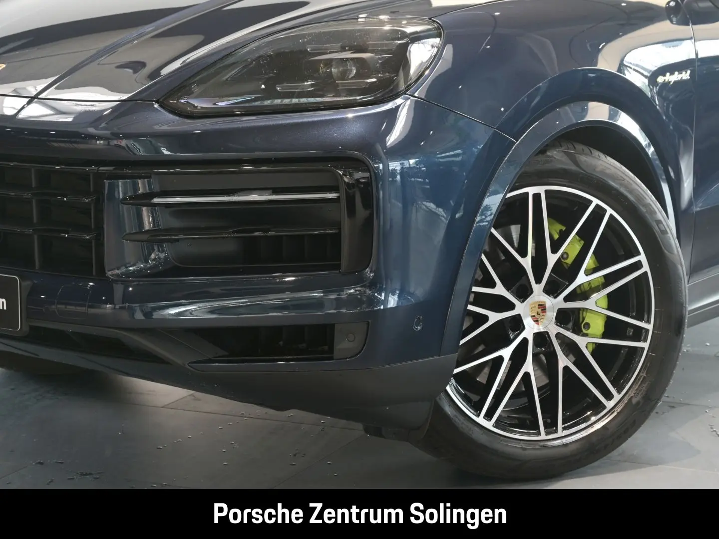 Cayenne E-Hybrid Coupe Bose Surround Abstand 21'